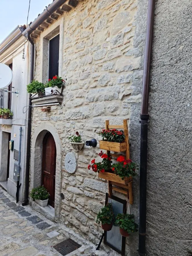 La Casetta Nel Borgo Montalbano Elicona Σπίτι διακοπών
