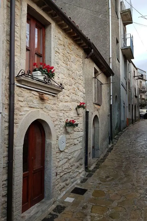 La Casetta Nel Borgo Montalbano Elicona